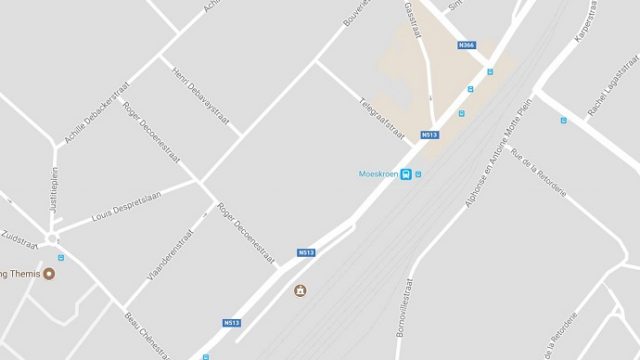 Het stratenplan van Moeskroen in Google Maps met enkel Nederlandstalige
straatnamen.