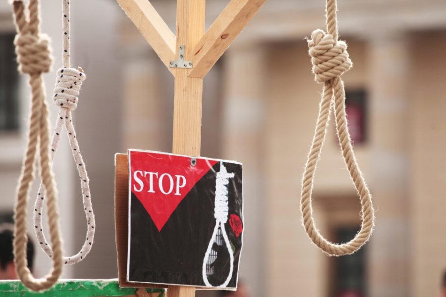 Uit een manifestatie tegen de doodstraf – weliswaar in Iran.