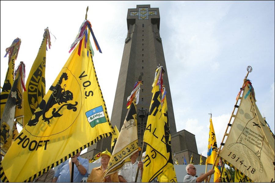 Diksmuide, Onder de AVV-VVK kwam de Vlaamse Beweging haar geloof belijden.