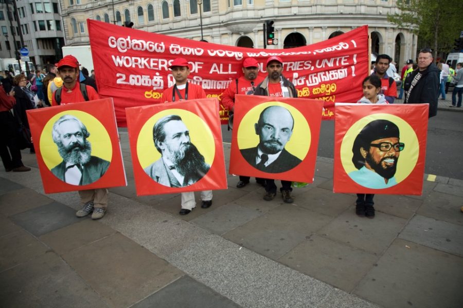 Linkse Tamils betogen in Londen op 1 mei 2010.