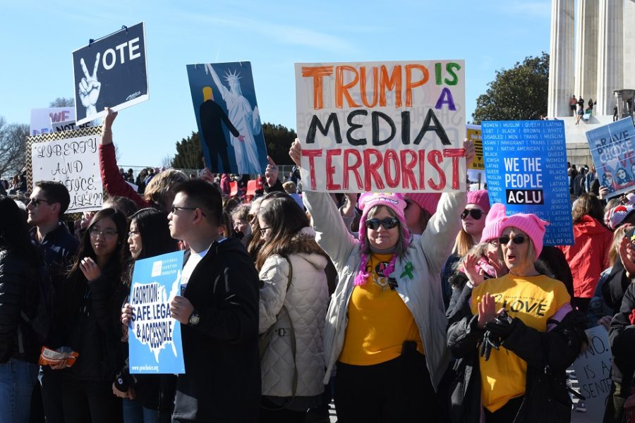 Beeld van een anti-Trump betoging in Washington