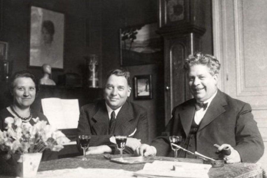 Filip De Pillecyn in het gezelschap van Marieke Janssens en Felix Timmermans,
Lier, 1936