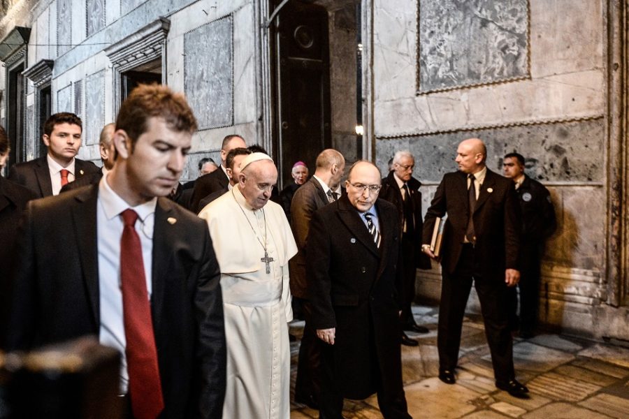 Paus Franciscus bezoekt de Hagia Sophia: van basiliek tot moskee tot museum