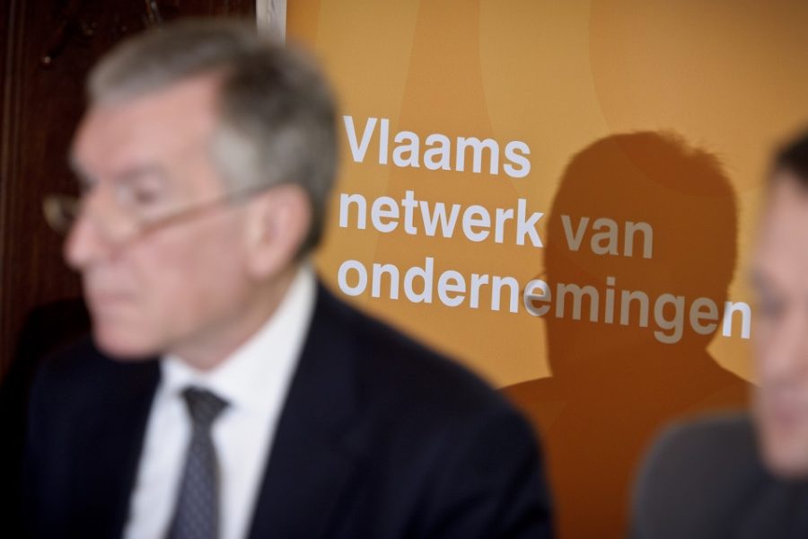 Zal het Vlaamse Netwerk van Ondernemingen ook echt de Vlaamse kaart durven
trekken? (Op de foto: Luc De Bruyckere, voorzitter VOKA tot 2012)