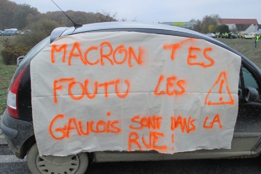 Macron is ‘foutu’ (copyright Alexander van der Meer)