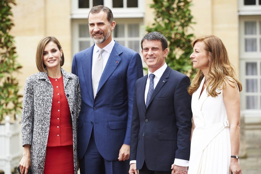 Manuel Valls met koning Felipe in 2015.