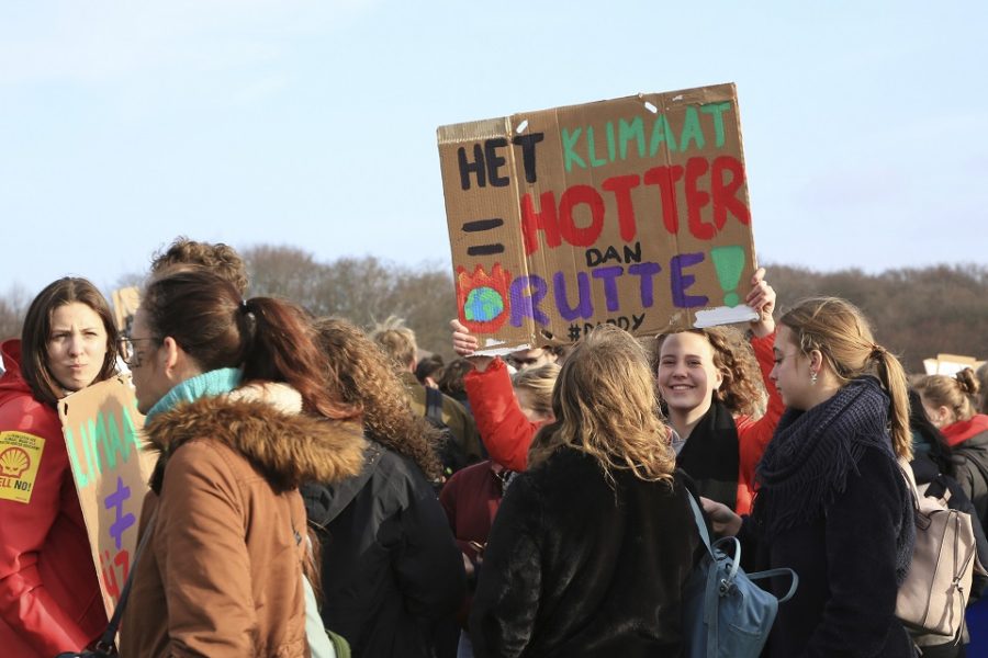 Een klimaatmars door spijbelende scholieren, nu ook in Nederland.