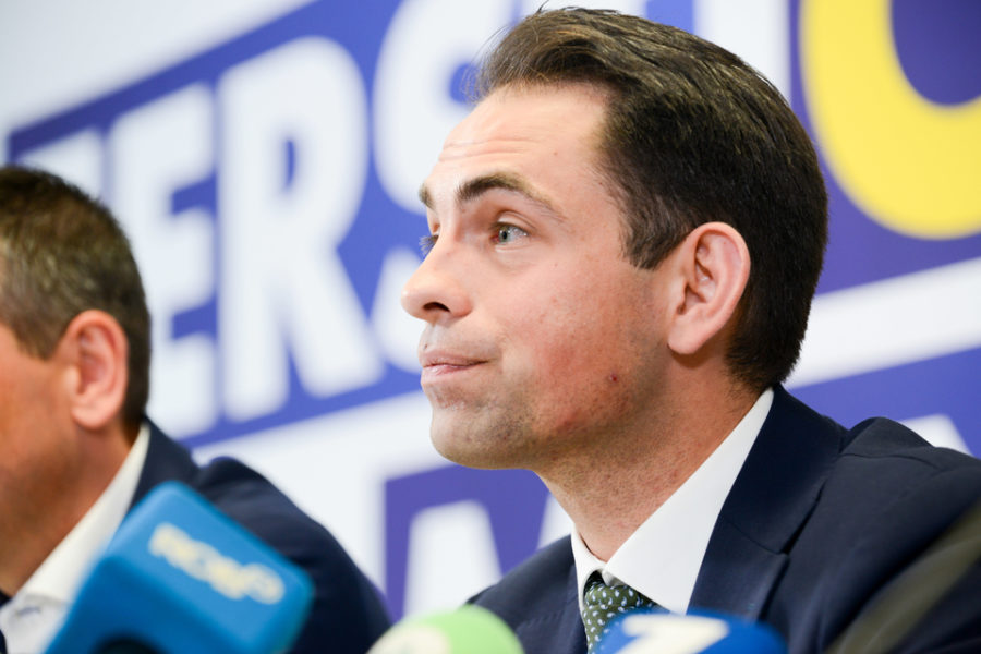Partijvoorzitter Tom van Grieken tijdens een persconferentie van het Vlaams
Belang te Brussel op maandag 27 mei, 2019.