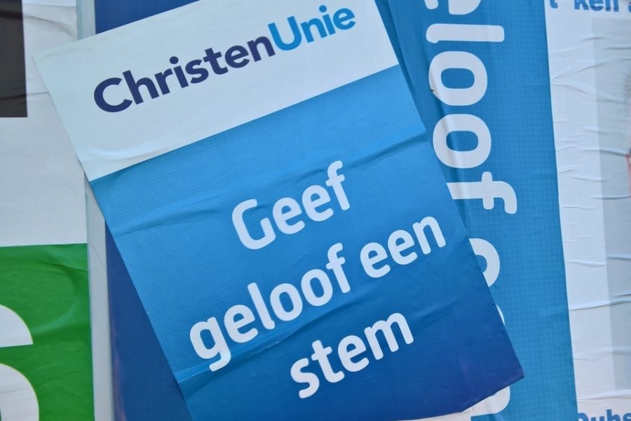 Verkiezingsposter van ChristenUnie tijdens de Nederlandse
gemeenteraadsverkiezingen van 2018, Groningen.