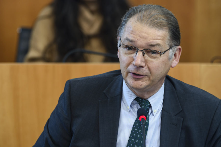 Philippe Lamberts (Europese Groenen) bezorgt het Europees Parlement de nodige
kopzorgen met zijn kritische vragen over de Catalaanse politieke gevangenen.