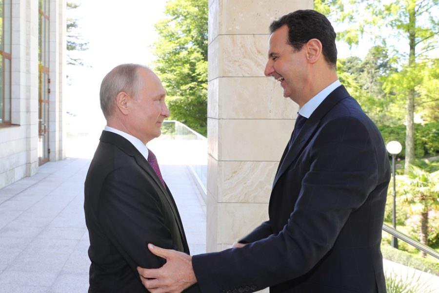 De Syrische president Bashar al Assad is één van de weinige leiders uit de
regio, die zich expliciet geschaard heeft achter de Russische inval in Oekraïne.