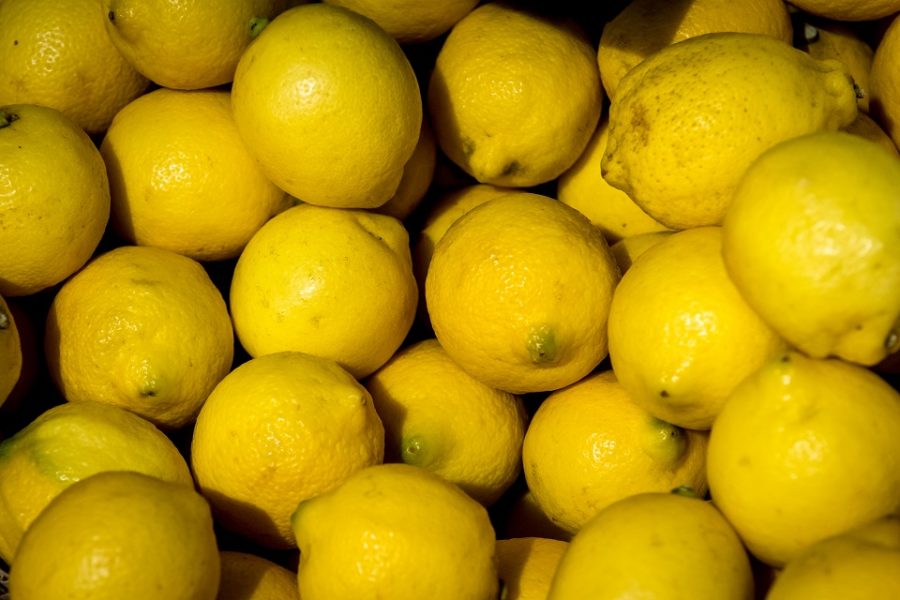 De citroen, moet het doen!. Alternatieve geneeskunde tegen corona.
