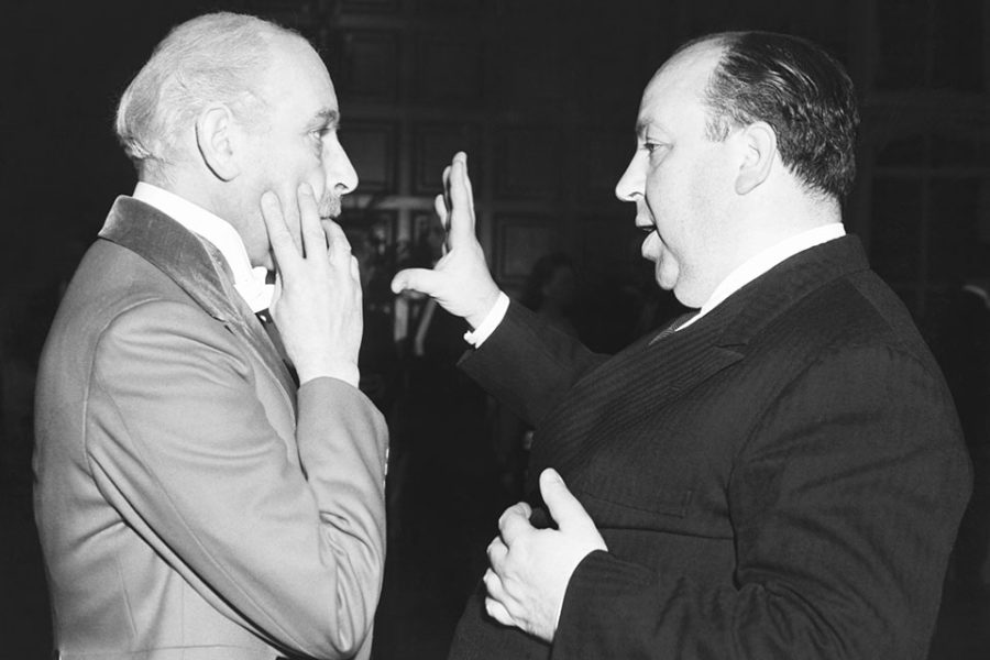 Acteur Sir Cedric Hardwick en filmmaker Alfred Hitchcock op de set van Suspicion
(1941). Hitchcock is een van de vele grote namen die dankzij de filmkritiek hun
rechtmatige plaats in de filmgeschiedenis kregen.
