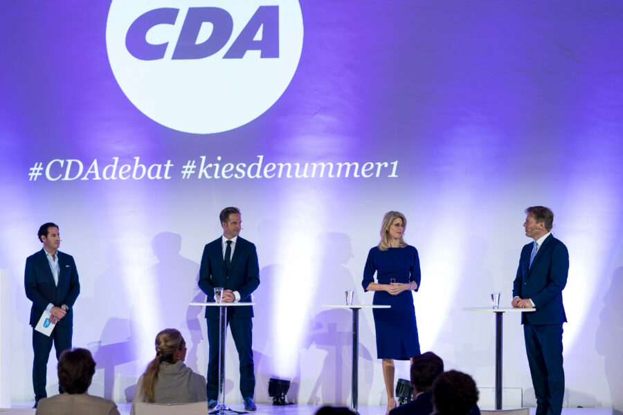 Hugo de Jonge, Mona Keijzer en Pieter Omtzigt tijdens een CDA-lijsttrekkersdebat