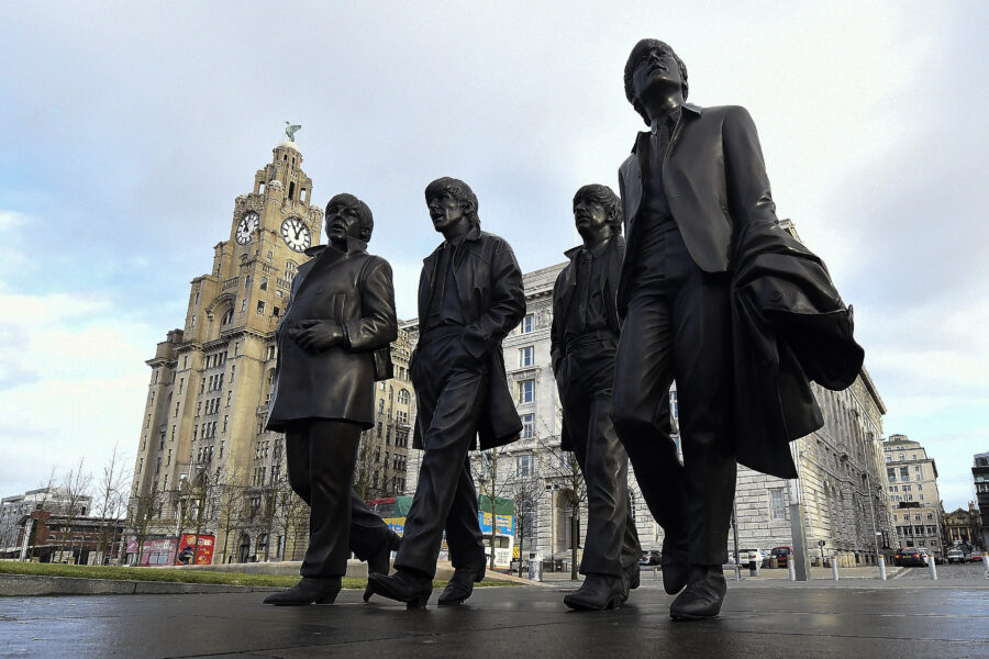 Standbeeld van de Beatles in Liverpool