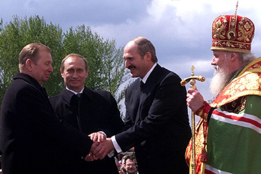 De banden tussen Aleksandr Loekasjenko en Vladimir Poetin gaan ver terug.