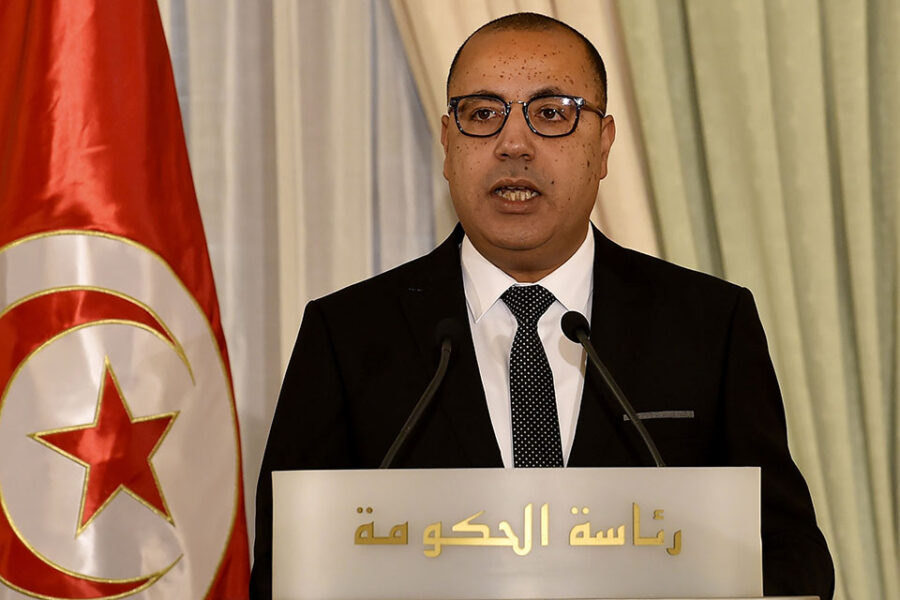 De nieuwe, technocratische regering van premier Hechim Mechichi kampt met zware
problemen, ondanks de indruk dat Tunesië het enige land is waar de Arabische
Lente min of meer succesvol was.