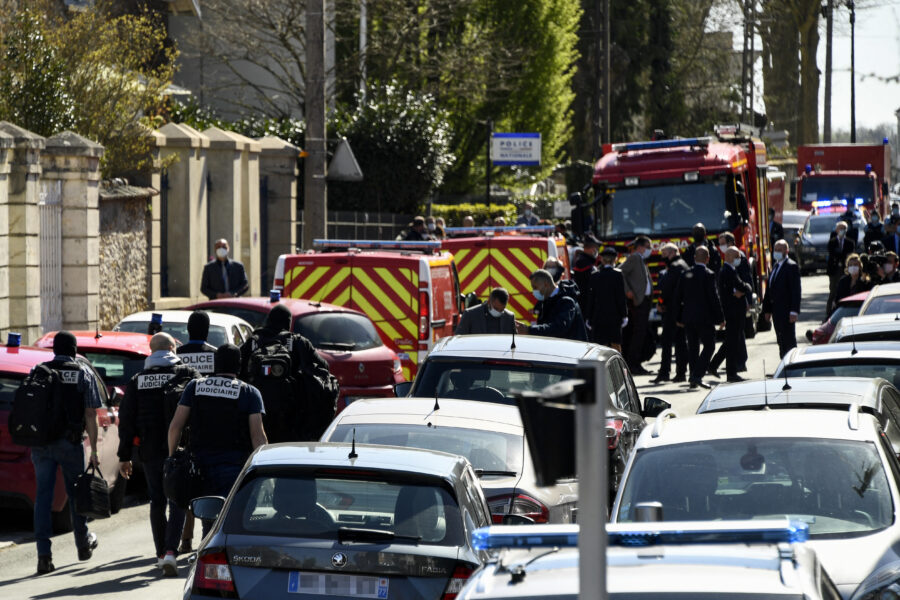 Een zoveelste gerichte terreur aanslag op politiemensen in Frankrijk.