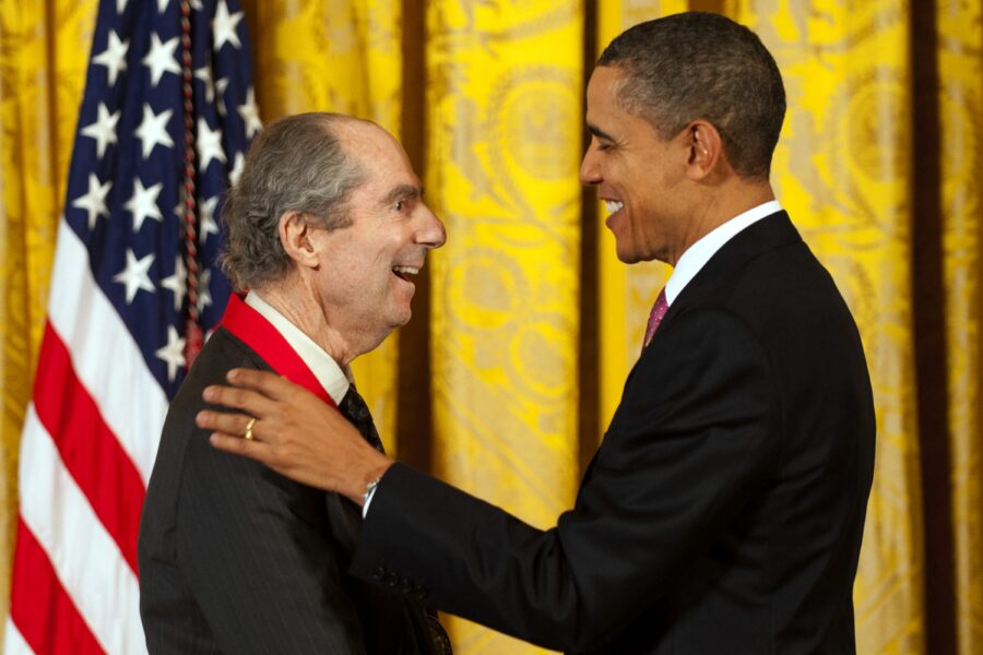 Philip Roth kreeg de National Humanities Medal uit handen van Barack Obama