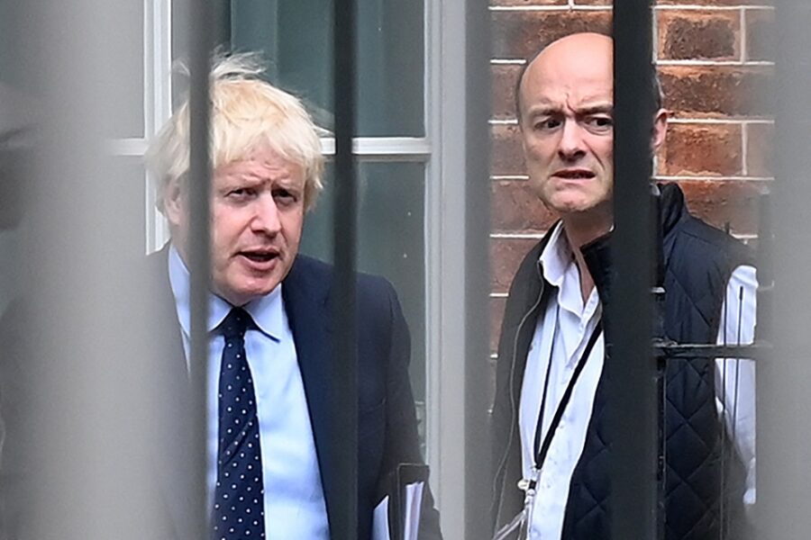 Dominic Cummings, de voormalige adviseur van Boris Johnson noemt hem nu
‘ongeschikt’.
