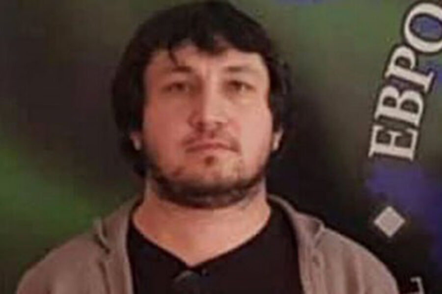 De Tsjetsjeen Magomed Gadajev werd op 9 april vanuit Frankrijk naar Rusland
gedeporteerd.