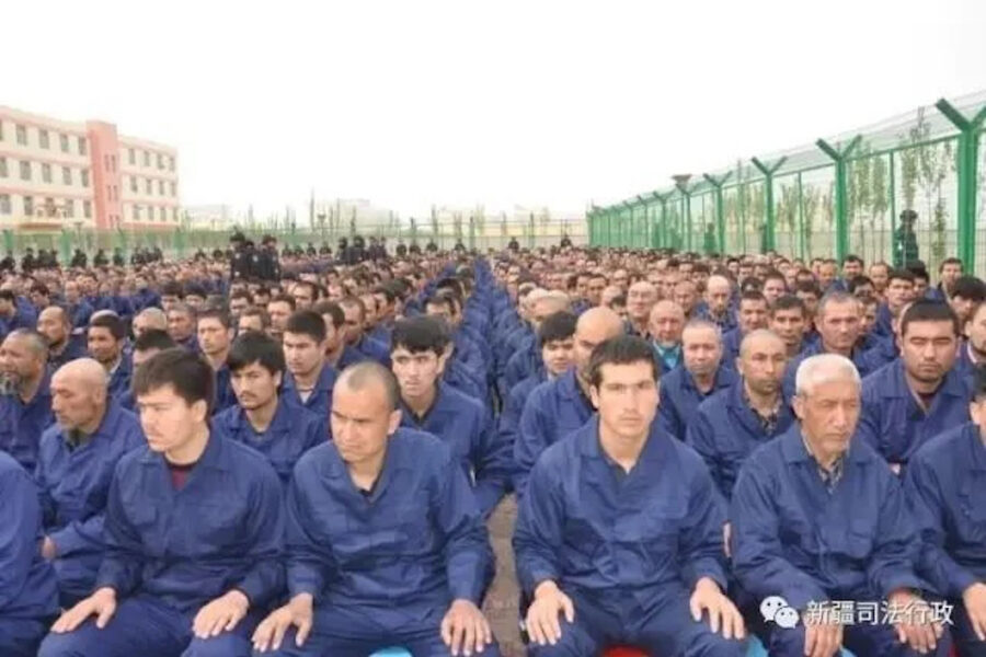 Gevangen in een heropvoedingskamp in Xinjiang