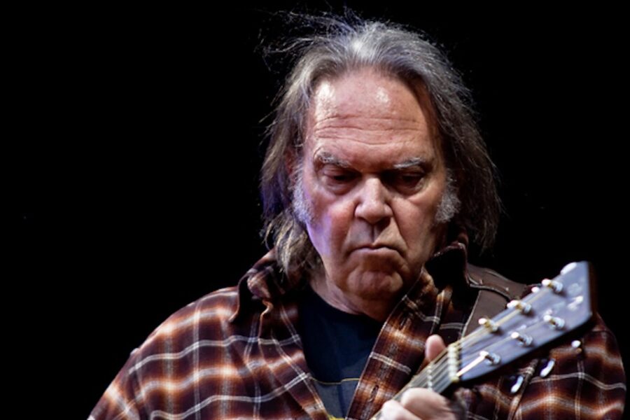 Het immer vrolijke lachebekje Neil Young