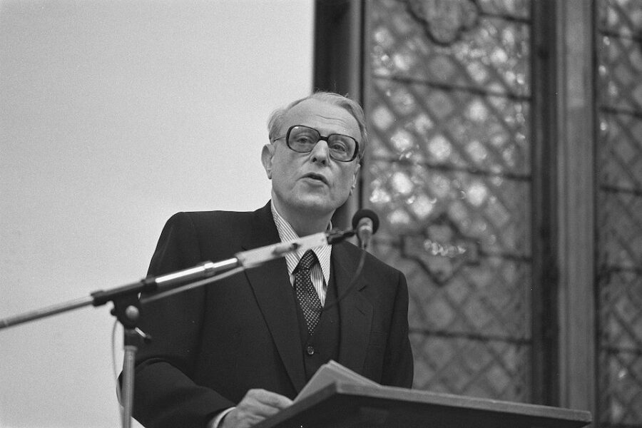Willem Frederik Hermans in 1986. ‘Hij leefde van de polemiek’.