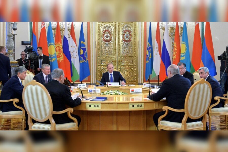 De Collectieve Veiligheidsverdragorganisatie (CVVO) tijdens een ontmoeting in
Moskou.
