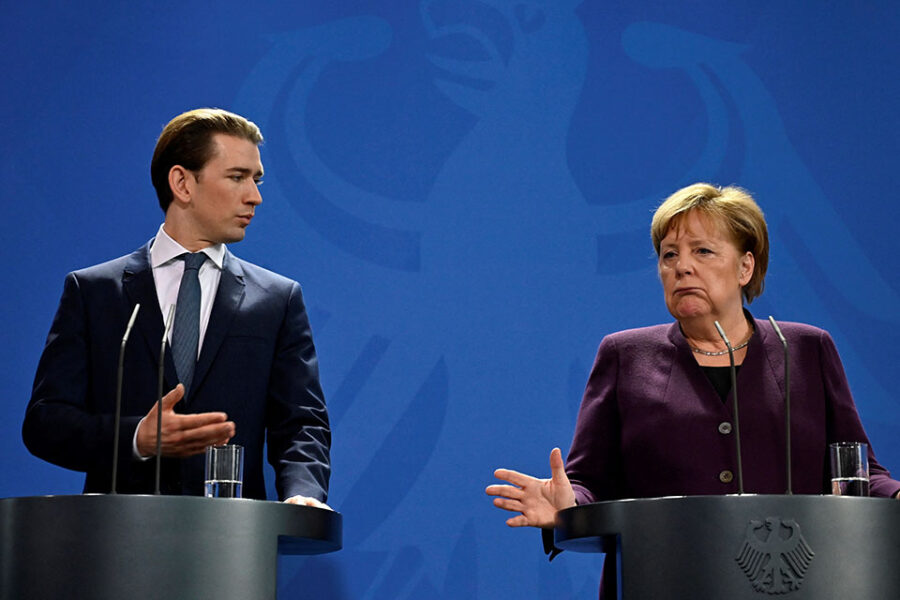 Sebastian Kurz en Angela Merkel.