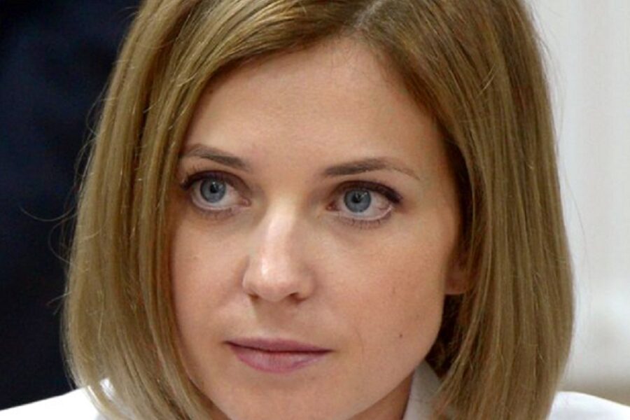 Wordt Natalia Poklonskaja (°1980) de opvolgster van Vladimir Poetin?