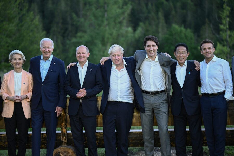 Vrolijke vrienden in Davos