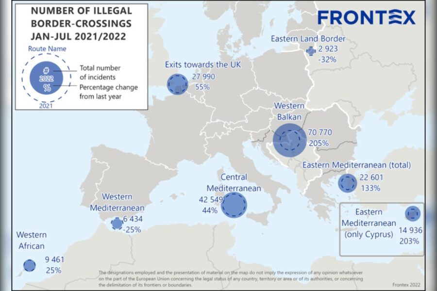 Aantal illegale grensoverstekers in de EU. Aantallen swingen de pan uit. Eind
juli waren de ergste prognoses van de EU reeds overtroffen.