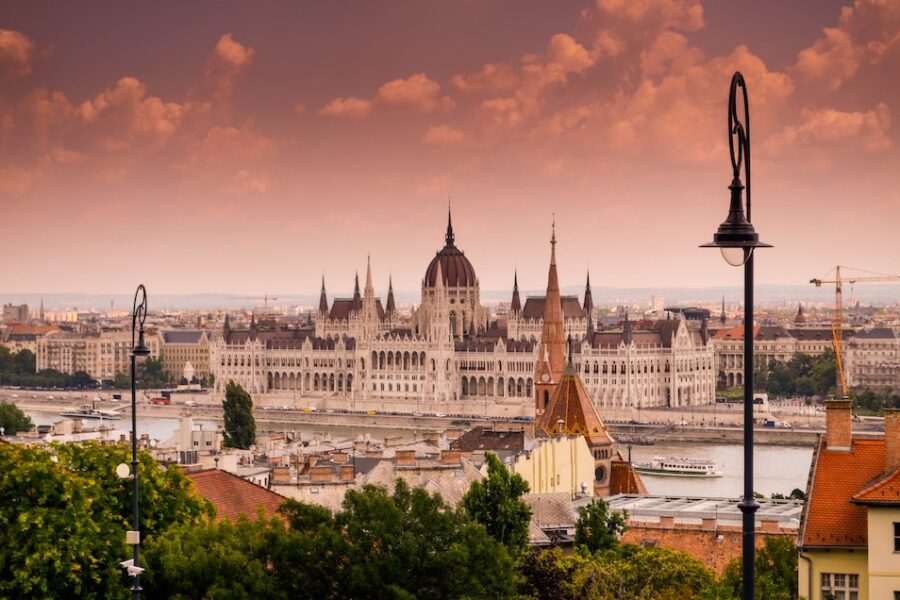 De indrukwekkende parlementsgebouwen in Boedapest.