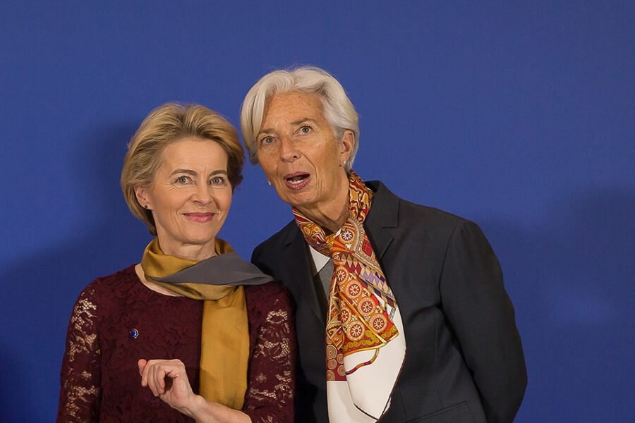 Ursula Von der Leyen en Christine Lagarde. “Idiotie is genderneutraal.”