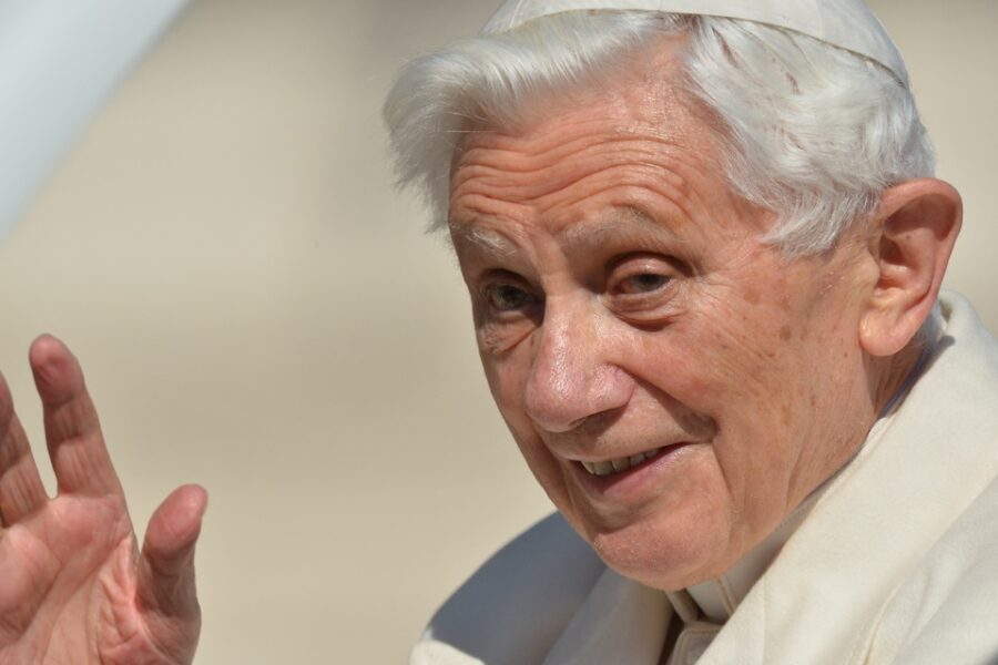 Paus Benedictus XVI op 27 februari 2013 bij zijn laatste audiëntie in het
Vaticaan voor hij aftrad.