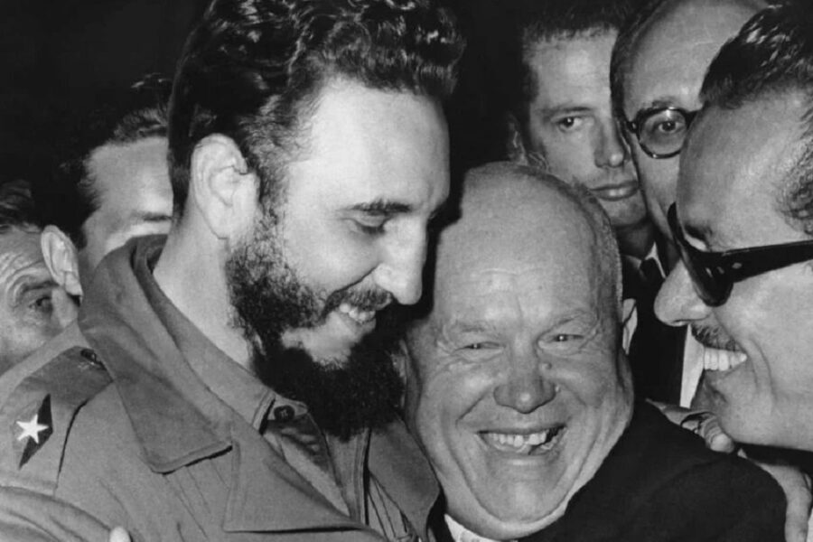 Fidel Castro en (rechts) Sovjet-leider Chroesjtsjov