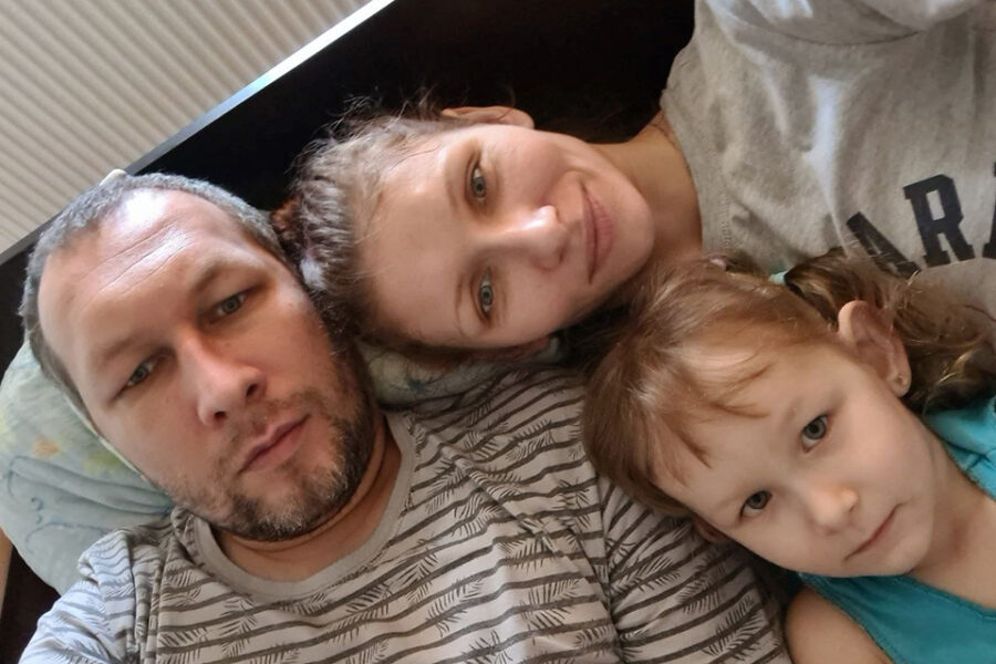 Artjom en zijn gezin.