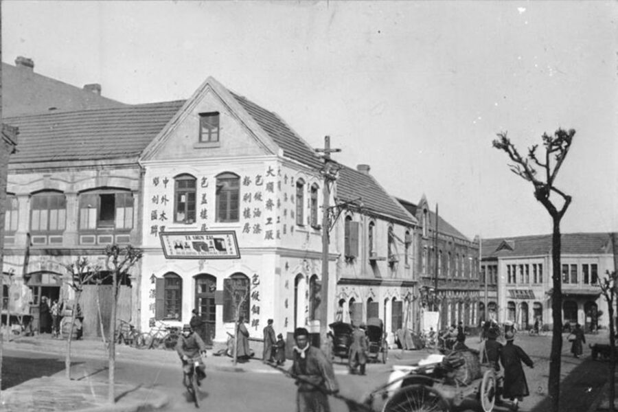Tsingtau in 1898. Tot vandaag is het Duitse karakter hier bewaard gebleven.