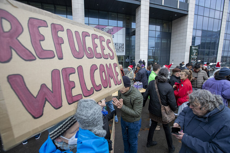 Zet het Europees Parlement de deur open voor nog meer asielzoekers?