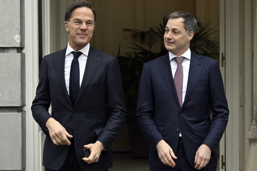 Mark Rutte en Alexander De Croo. Veel verschil tussen VVD en Open Vld?
