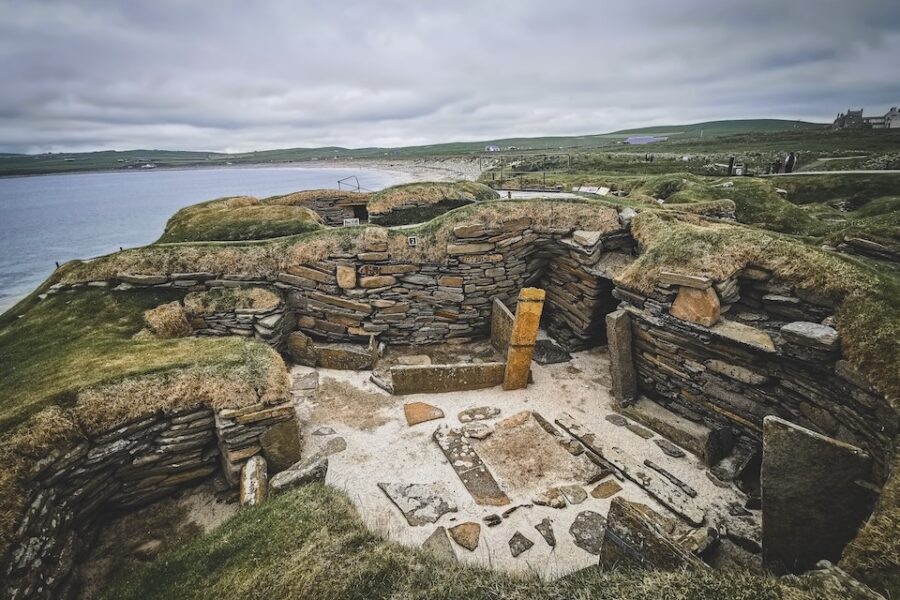 Sporen van menselijke beschaving op Orkney eilanden ouder dan in Engeland zelf.