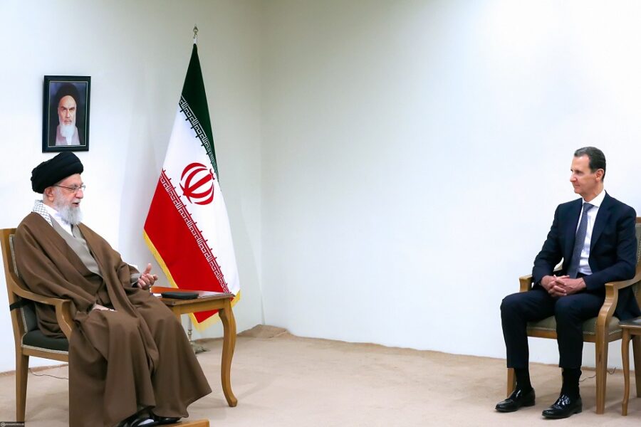 Iran is belangrijkste bondgenoot van Syrië. Beeld: Bashar al-Assad heeft
ontmoeting met ayatollah Khamenei in mei 2022.