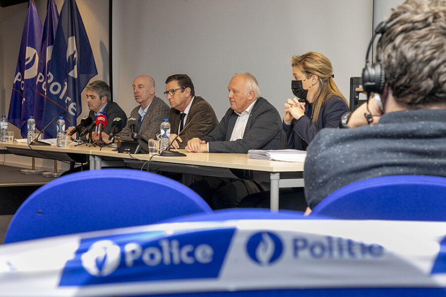 Carlo Medo (tweede van rechts) tijdens een persconferentie vorig jaar.