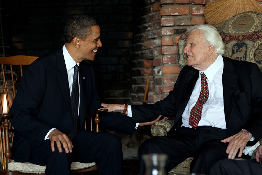 Een beeld uit 2010. President Obama ontmoet Billy Graham.