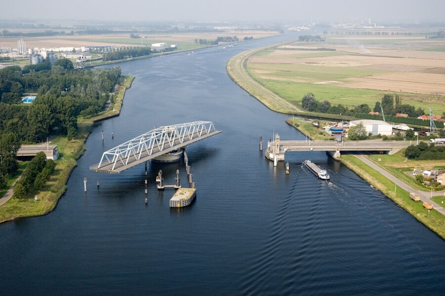 Het kanaal Gent-Terneuzen