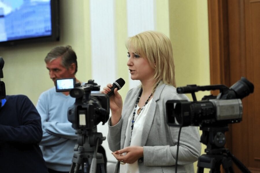 Vrouw, journalist, gemeenteraadslid en liberaal: Ekaterina Duntsova riskeert
nogal wat in Rusland…
