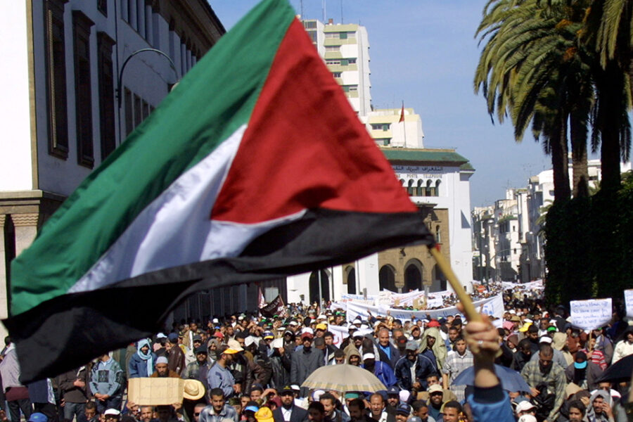 Marokkaanse demonstranten in Rabat uiten hun steun voor de Palestijnse strijd.