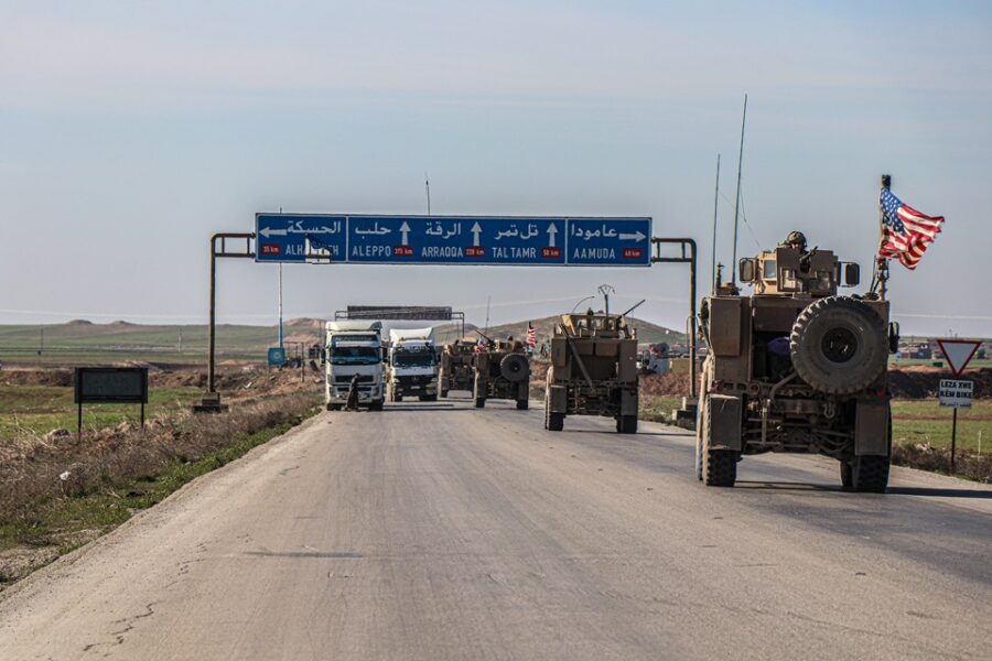Amerikaanse legervoertuigen in de Syrische provincie Al-Hasakah.