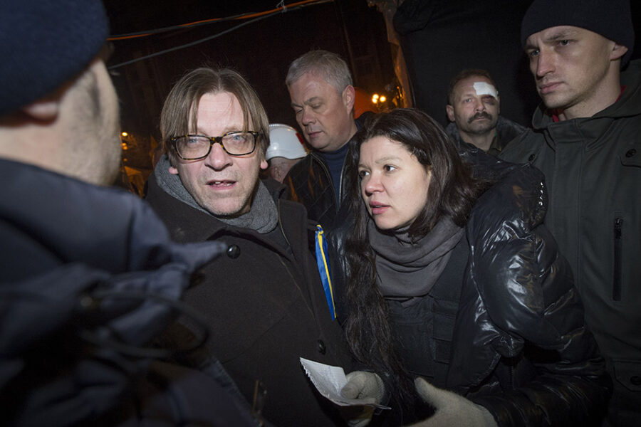 Een beeld van 10 jaar geleden: Guy Verhofstadt op het Maidanplein in Kiev
(Oekraïne).